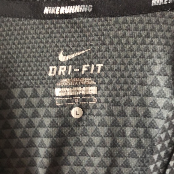 Nike dri fit - Picture 3 of 4
